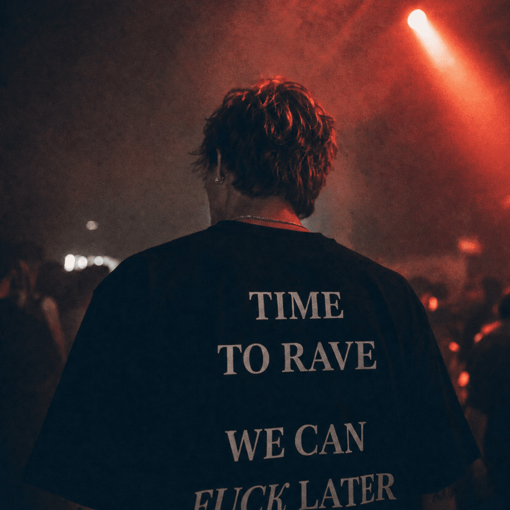TIME TO RAVE - Tee