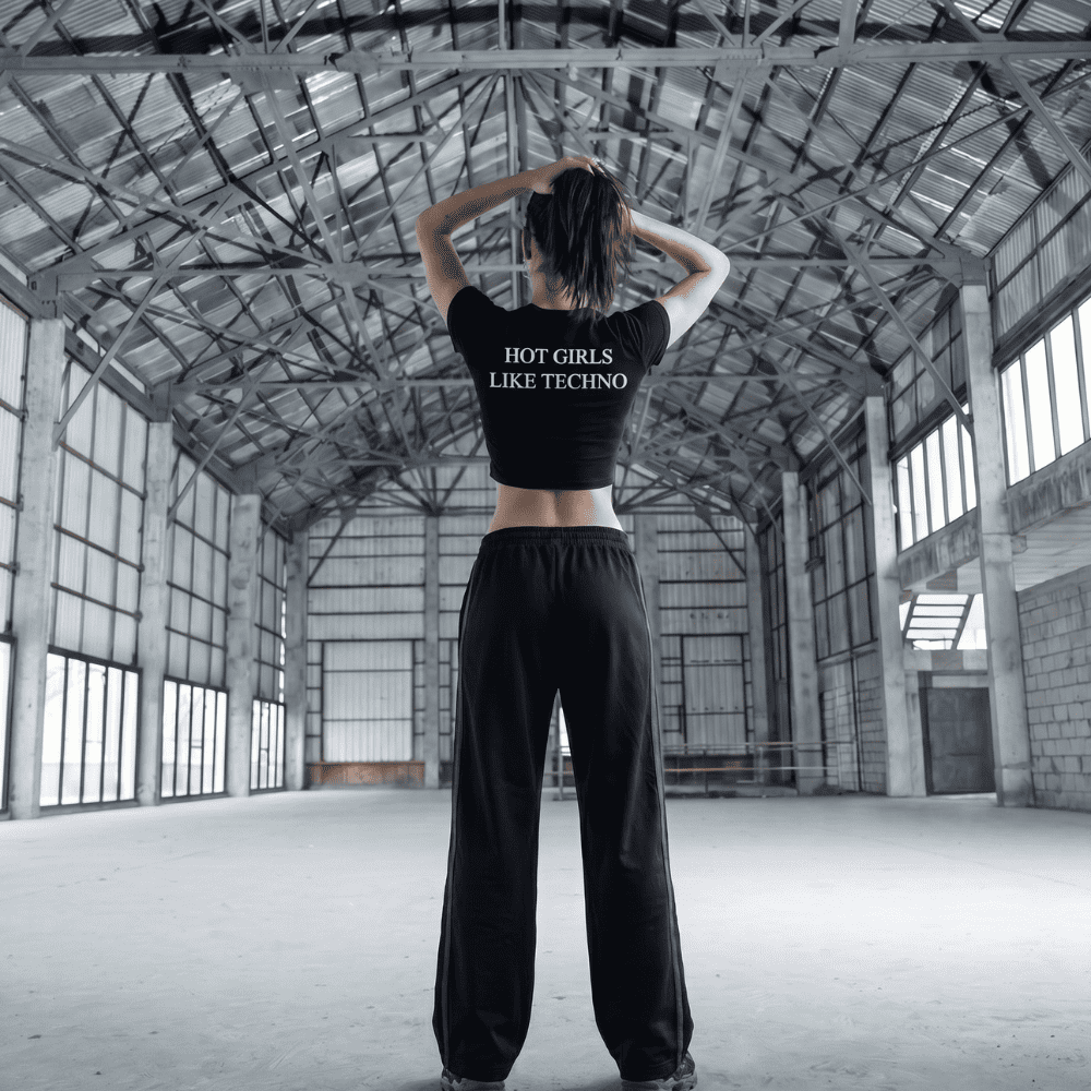 Girls like techno - Baby tee