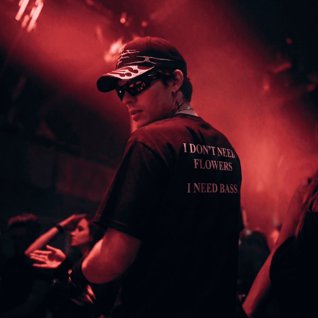 Don't need flowers - Tee