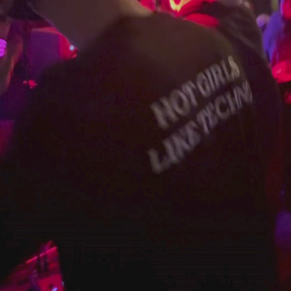 T-shirt « HOT GIRLS LIKE TECHNO »– Act I: Genesis